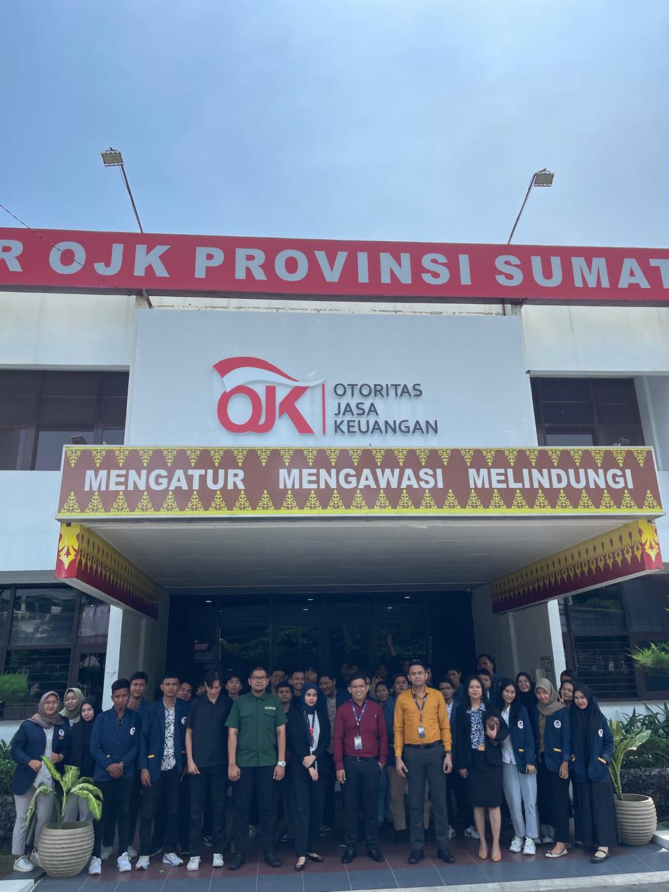 PENGENALAN OJK, PENGELOLAAN KEUANGAN DAN PERLINDUNGAN KONSUMEN